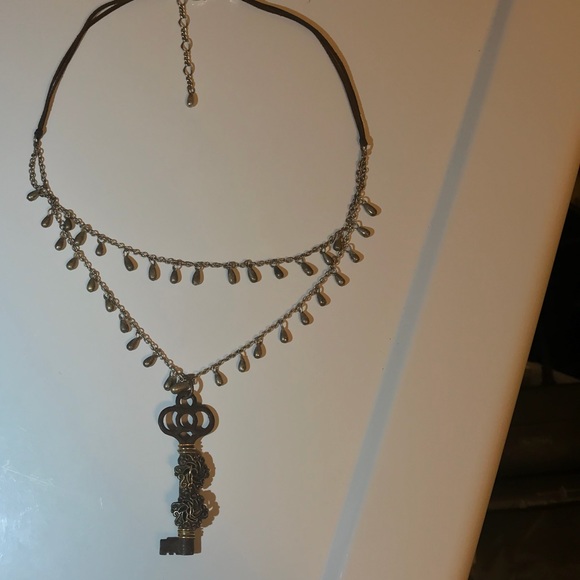Vintage Handmade Skeleton Key Necklace - Picture 6 of 7